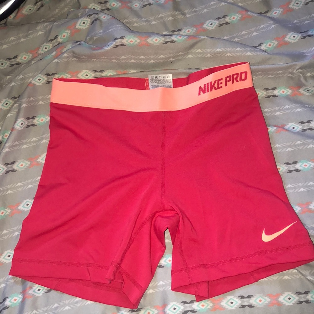 NIKE PROS - Picture 2 of 5